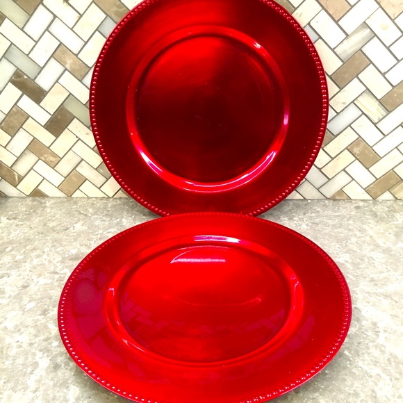 Set of 2 red chargers - Picture 1 of 8